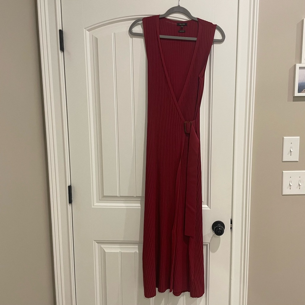 Massimo Dutti Maroon ribbed Midi dress